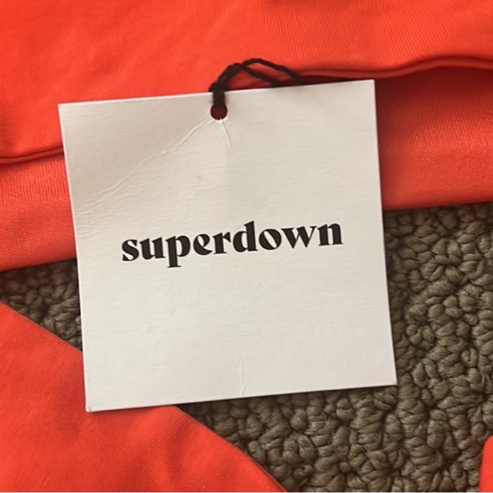 Superdown Bright Orange Crop Top - Picture 4 of 5